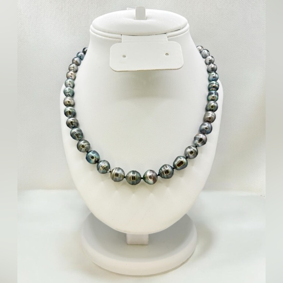 Jewelry - Tahitian Pearl Necklace 18” 14k White Gold Clasp Grey/Black 8-10mm NEW IN BOX